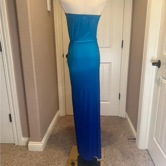Old Navy Strapless Dress in Blue Ombre - Picture 3 of 4